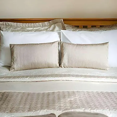 Hotel Acorns